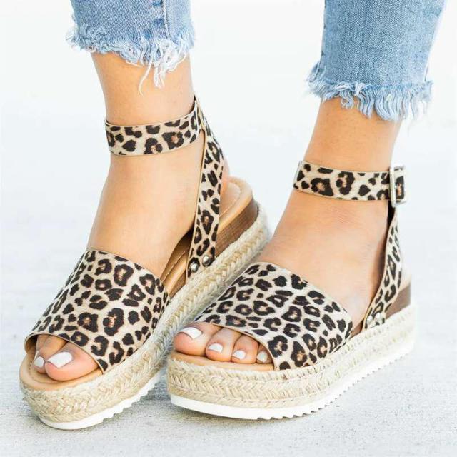 Juniver Stylized Sandals - platform sandals - sandals for women